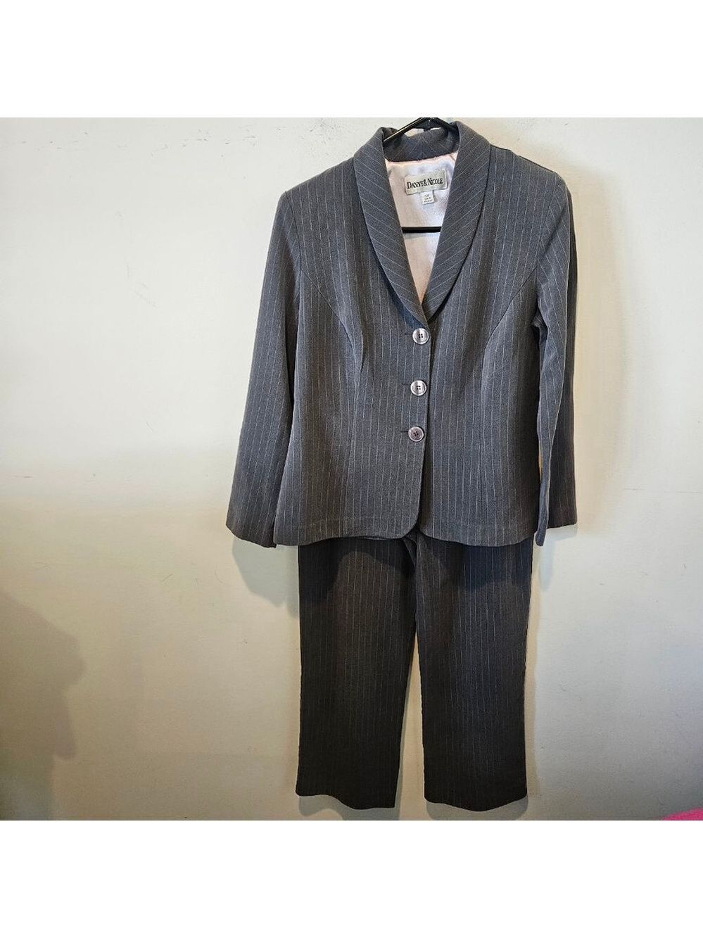 Women's Danny & Nicole Gray with Pink Pinstripe Pantsuit 10P